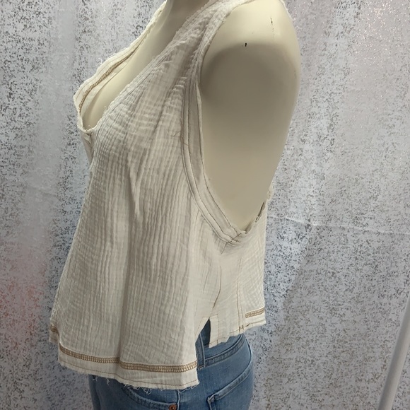 Urban Outfitters Mikey Woven tank top NWT - Picture 4 of 10